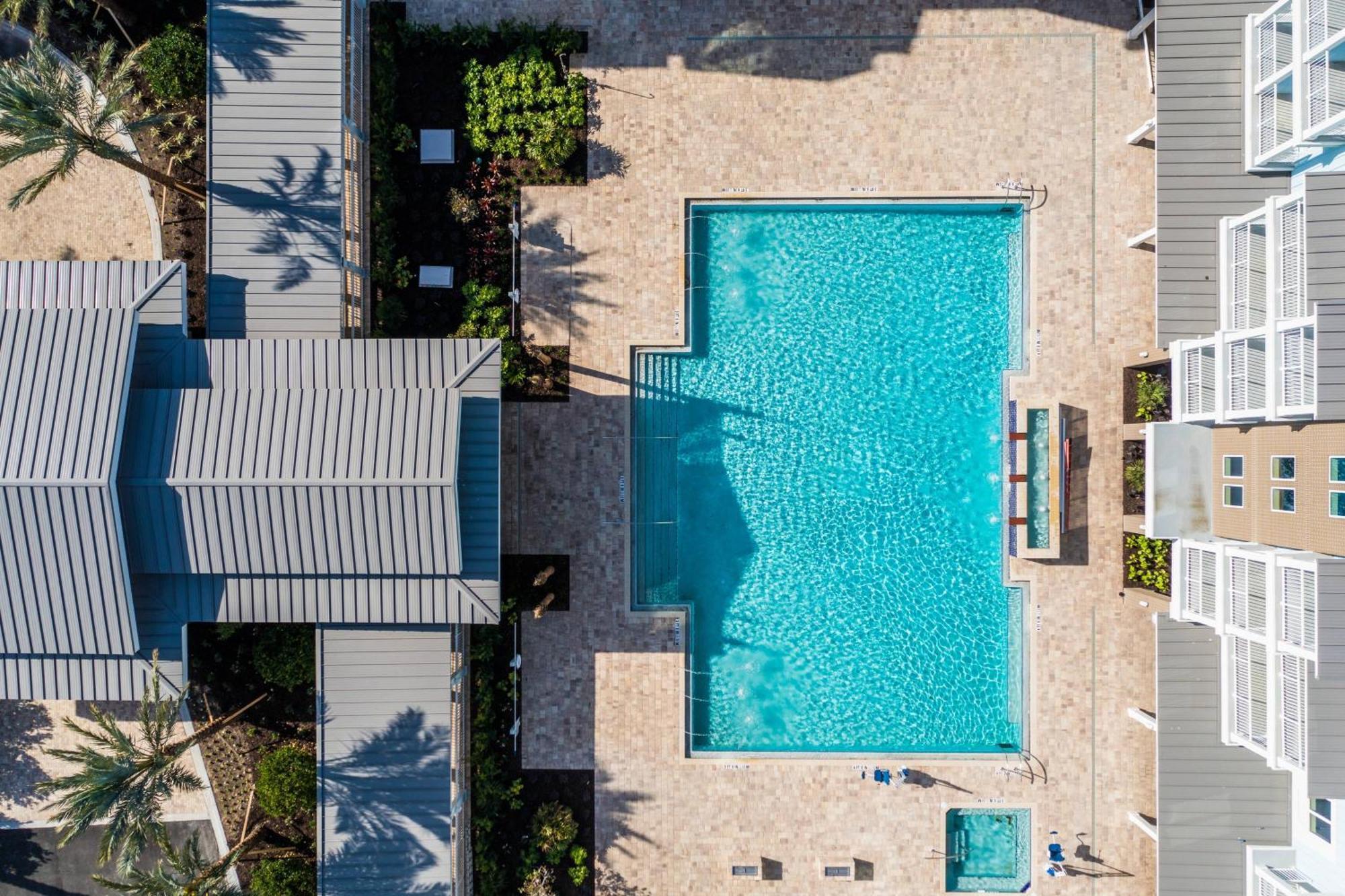 Courtyard Amelia Island Hotel Fernandina Beach Exterior photo
